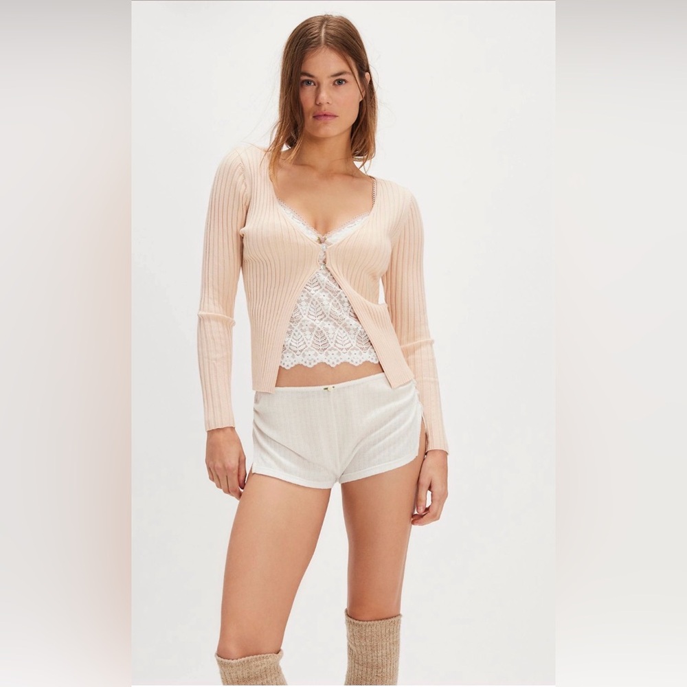 🌼 3 for $70 🌼 FREE PEOPLE 🍑 AMBER SWIT CARDI